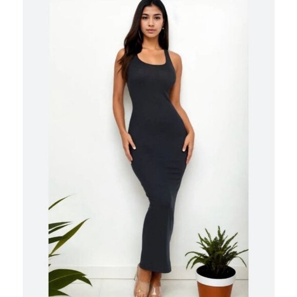 Capella Black Sleeveless Solid Tank Crewneck Maxi Dress Women’s Size Small - Picture 1 of 5